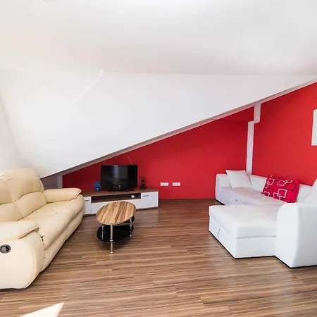Apartment In Dramalj/dramaljsko Klanfari